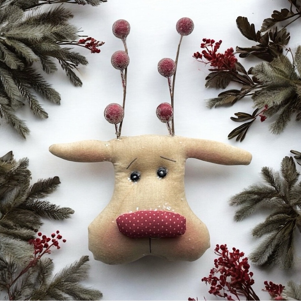 Handcrafted Rustic Christmas Set - Picture 4 of 13